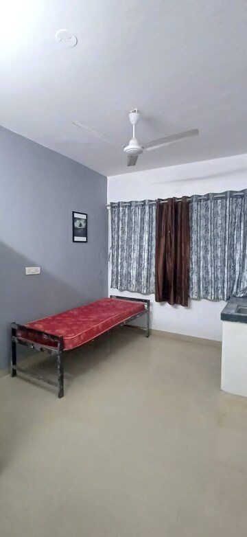 Bedroom in 1 RK Apartment at Popular Heights, Koregaon Park – for Rent