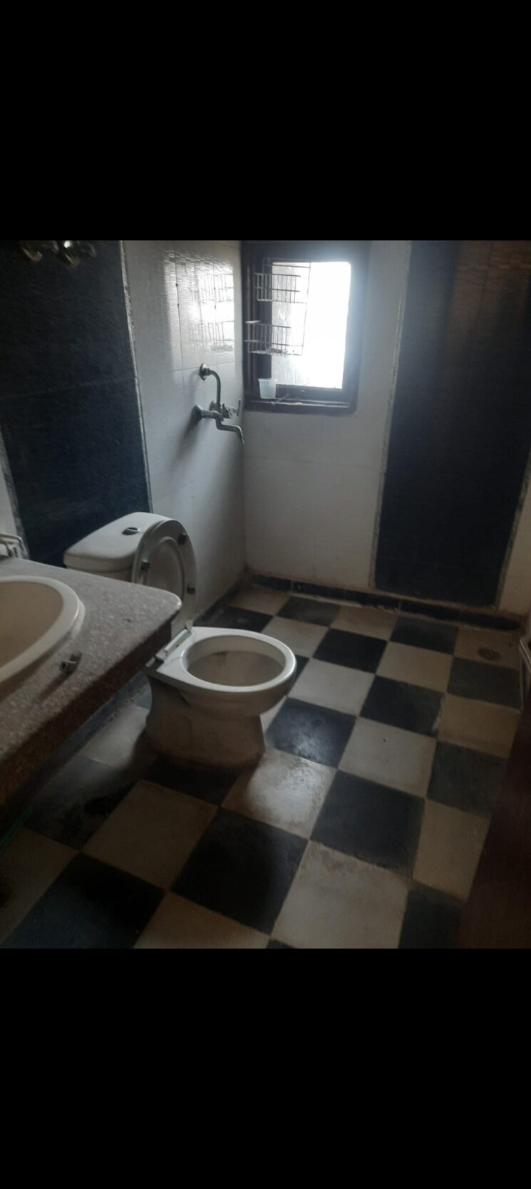 Bathroom, meenal-balmukund-residency 3 Bedroom 1450 Sq.Ft. Apartment In Raj Nagar Extension Ghaziabad 7940066