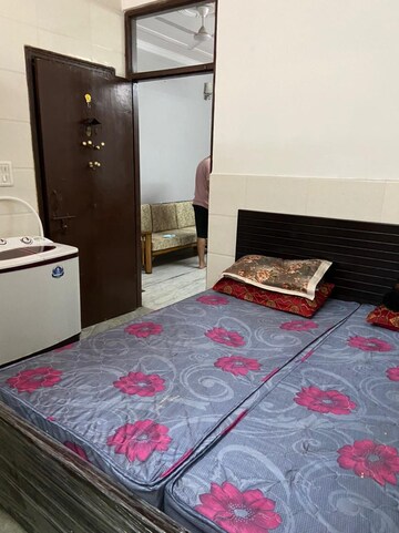 1 BHK Builder Floor For Rent in Kalkaji