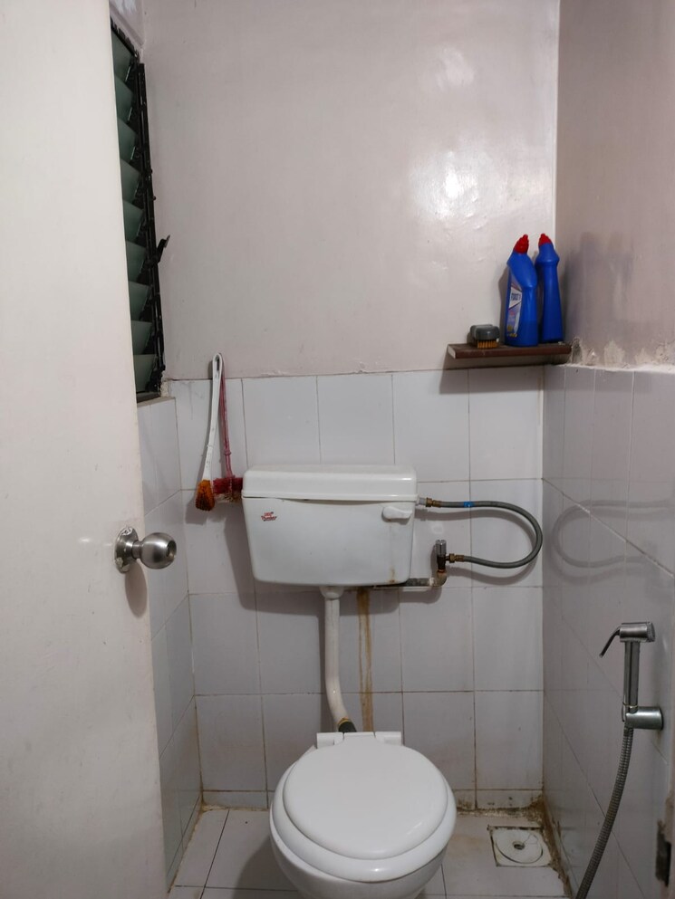 Bathroom, dreams-aakruti 1 Bedroom 630 Sq.Ft. Apartment In Hadapsar Pune 7940294