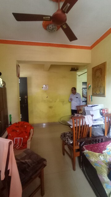 Living Room in Studio Apartment at Dombivli West – for Rent