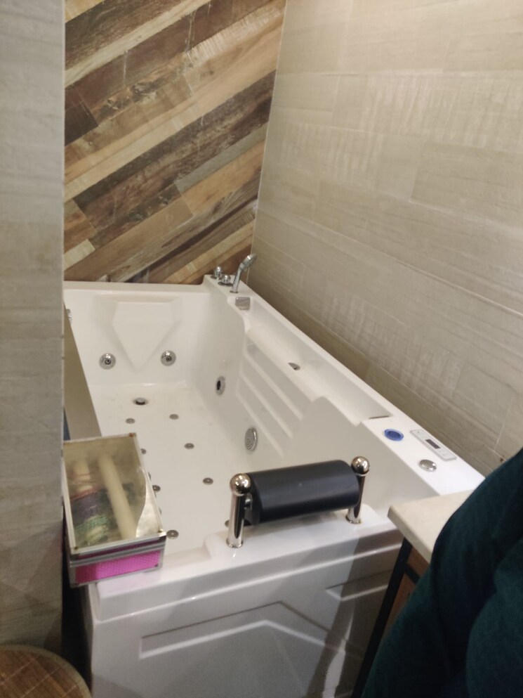 Attached Bathroom, today-elegancy 4 Bedroom 3000 Sq.Ft. Apartment In Palam Vihar Gurgaon 7940312