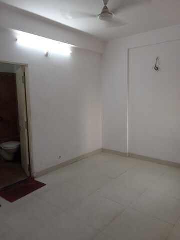 Room in 2 BHK Apartment at Saddu – for Rent