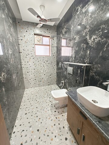 Attached Bathroom in 3 BHK Builder Floor at BPTP Parkland Pride, Sector 77 – for Sale