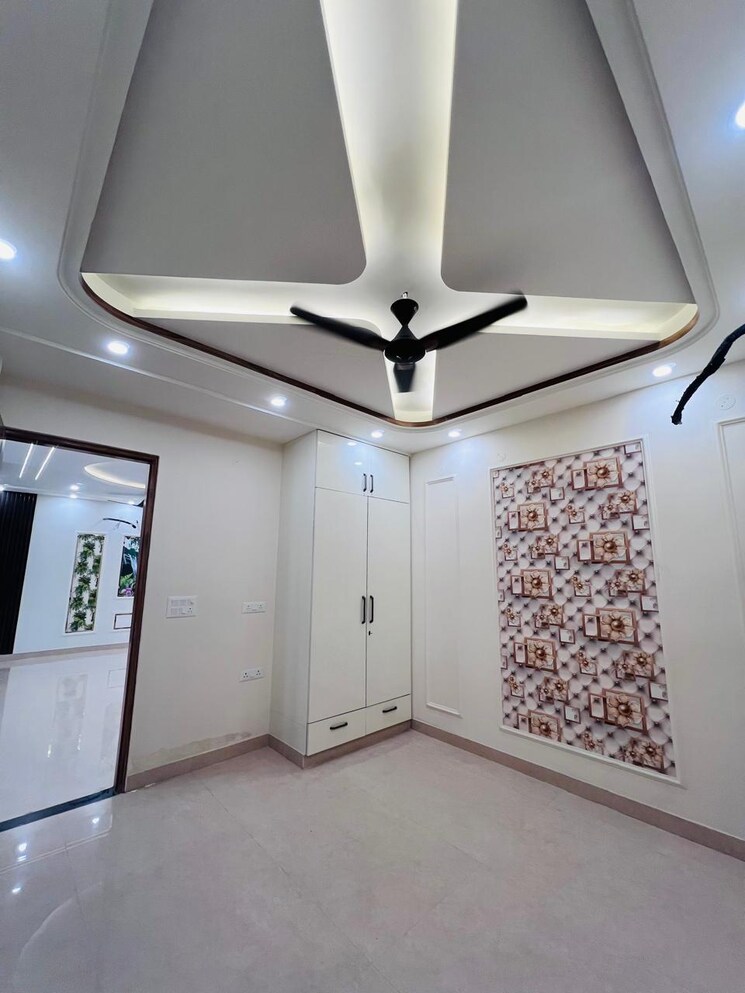 Other, sector 85 3 Bedroom 327 Sq.Yd. Builder Floor In Sector 85 Faridabad 7940559