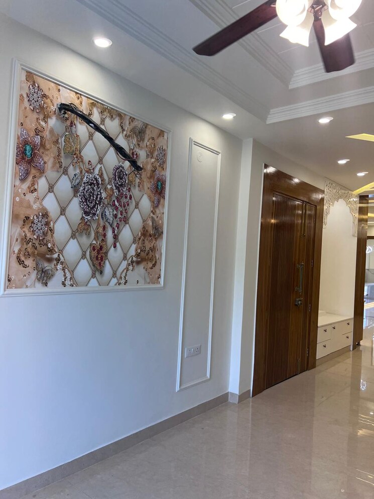 Room, sector 85 3 Bedroom 327 Sq.Yd. Builder Floor In Sector 85 Faridabad 7940559