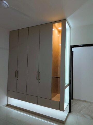 Furnished Amenities in 3 BHK Apartment at L&T Emerald Isle, Powai – for Sale