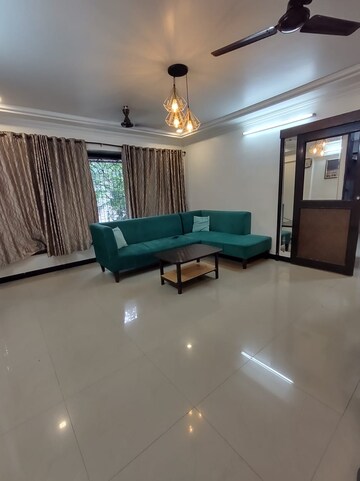 Living Room in 2 BHK Apartment at Tolaram Building, Chembur – for Rent