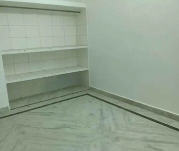 Room in 2 BHK Villa at Aliganj – for Rent