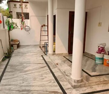 Staircase in 2 BHK Villa at Aliganj – for Rent