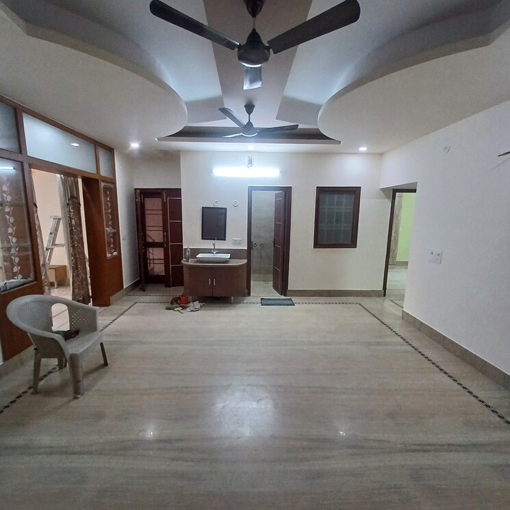 Living Room, sector 23 3 Bedroom 342 Sq.Yd. Builder Floor In Sector 23 Gurgaon 7940816