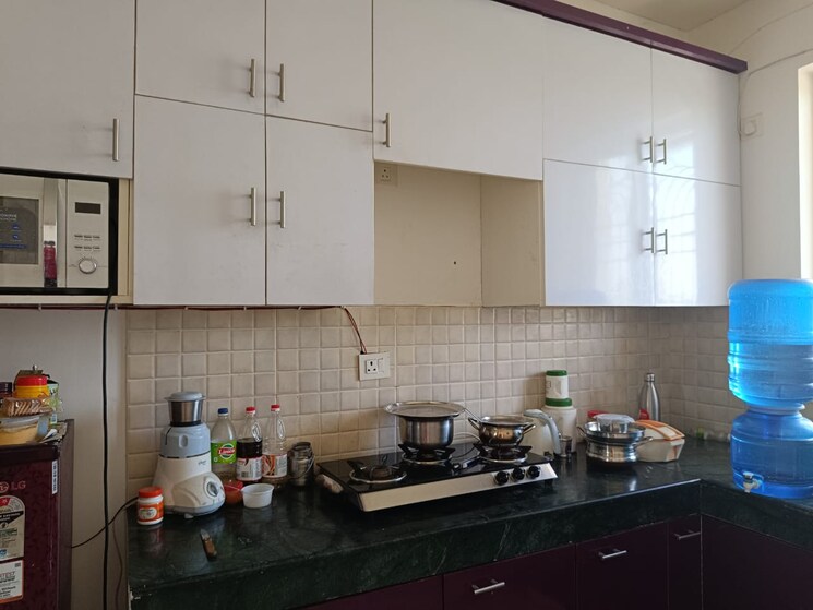 Kitchen, bptp-parkland-pride-phase-2 3 Bedroom 180 Sq.Yd. Builder Floor In Sector 77 Faridabad 7940929