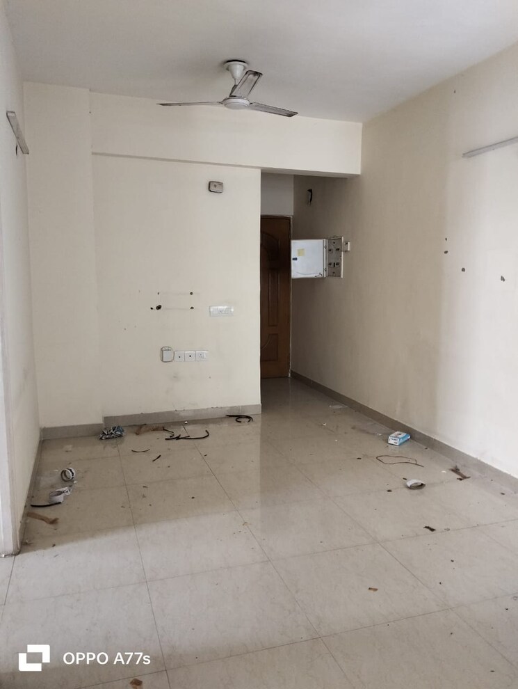 Master Bedroom, shree-vardhman-mantra 2 Bedroom 800 Sq.Ft. Apartment In Sector 67 Gurgaon 7940934