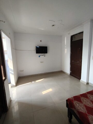 Bathroom in 1 BHK Builder Floor at Ansal Sushant Lok I, Sector 43 – for Rent