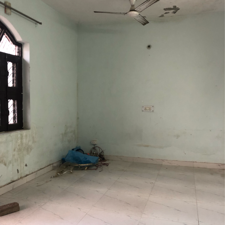 Room, sector 21 1.5 Bedroom 900 Sq.Ft. Villa In Sector 21 Gurgaon 7941094