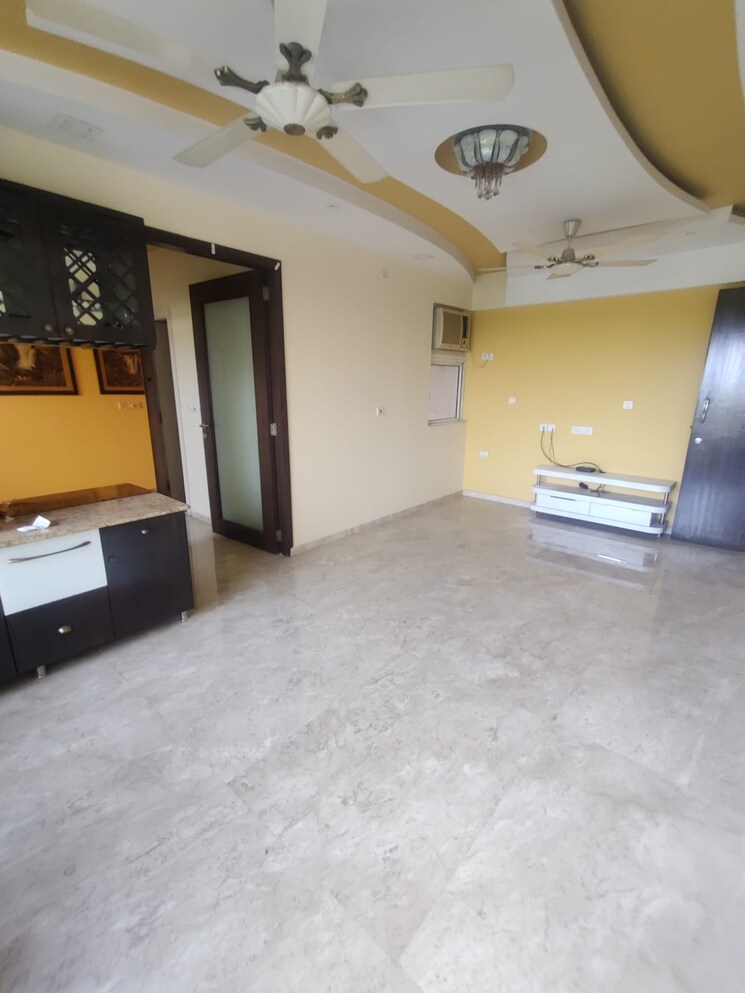 Living Room, hiranandani-villa-grand 2 Bedroom 730 Sq.Ft. Apartment In Ghodbunder Road Thane 7941114