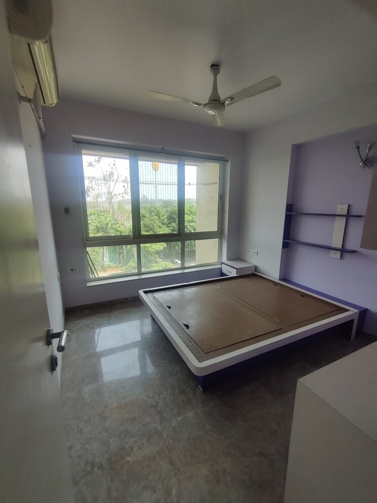 Master Bedroom, hiranandani-villa-grand 2 Bedroom 730 Sq.Ft. Apartment In Ghodbunder Road Thane 7941114