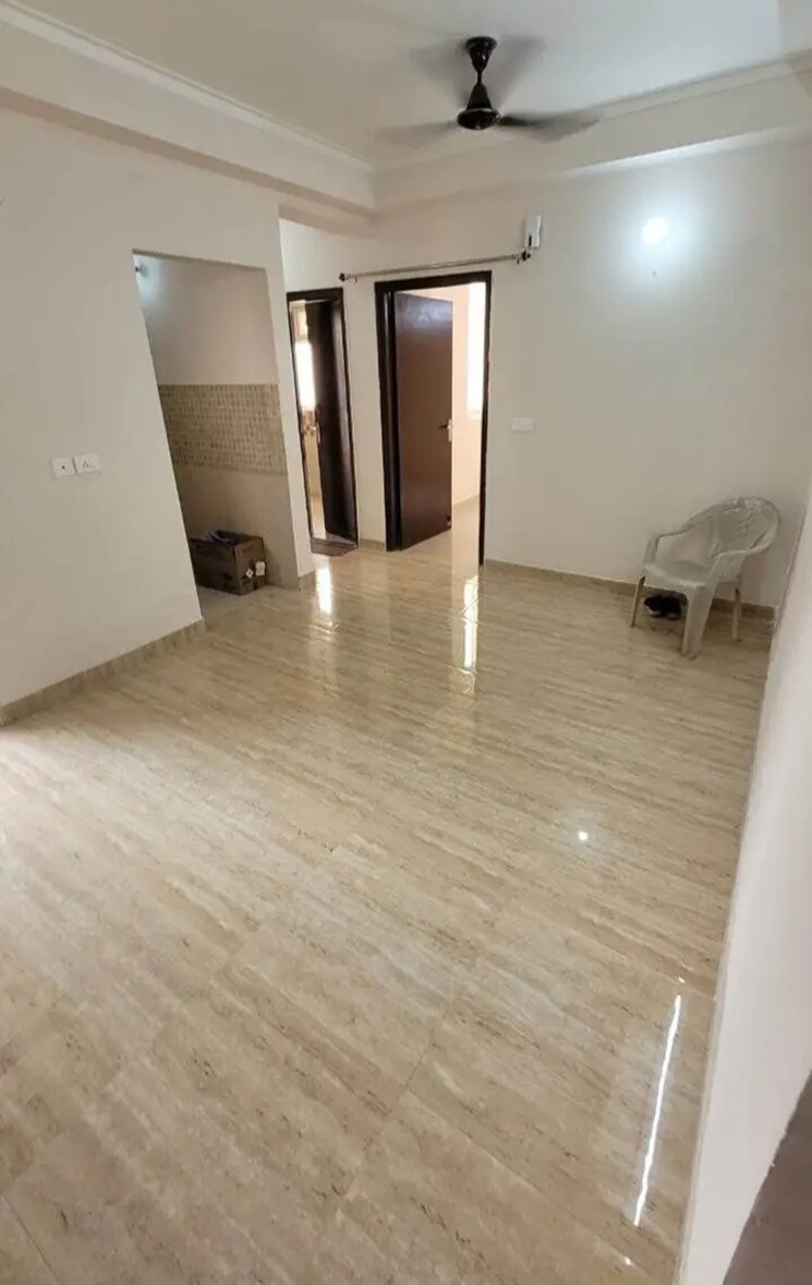 Room, amrapali-golf-homes 2 Bedroom 835 Sq.Ft. Apartment In Sector 4, Greater Noida Greater Noida 7941036