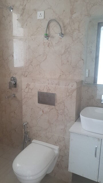 Bathroom in 3 BHK Builder Floor at Sector 40 – for Sale