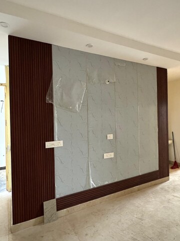 Kitchen in 2 BHK Builder Floor at Sector 40 – for Sale
