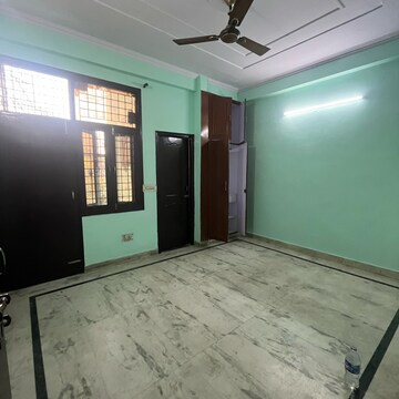 Room in 2 BHK Builder Floor at Bhavya Apartments Vaishali, Vaishali Sector 4 – for Rent