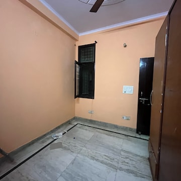 Room in 2 BHK Builder Floor at Bhavya Apartments Vaishali, Vaishali Sector 4 – for Rent