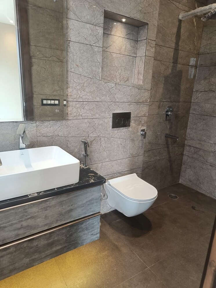 Bathroom, gokul-vihar-apartment 1 Bedroom 501 Sq.Ft. Apartment In Kandivali East Mumbai 7941240