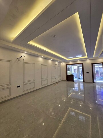 Parking in 4 BHK Builder Floor at Srishti Greenfield Homes, Green Fields Colony – for Sale