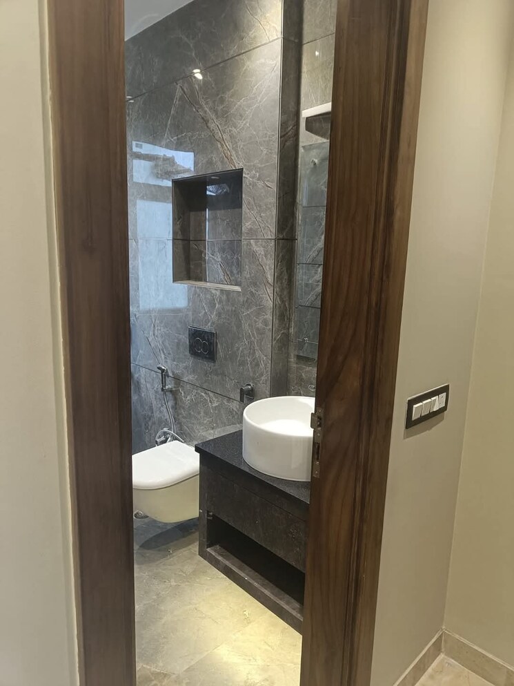 Bathroom, sheetal-sameer-chs 1 Bedroom 550 Sq.Ft. Apartment In Kandivali West Mumbai 7941263