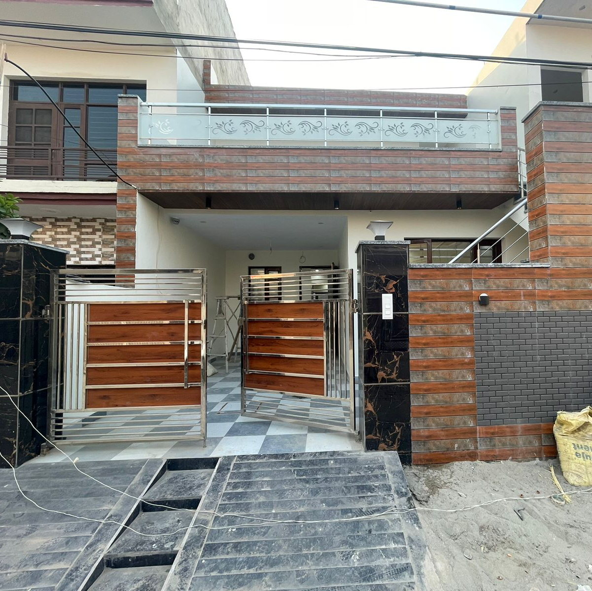 4 BHK + Pooja Room Independent House For Sale in Kharar Estate