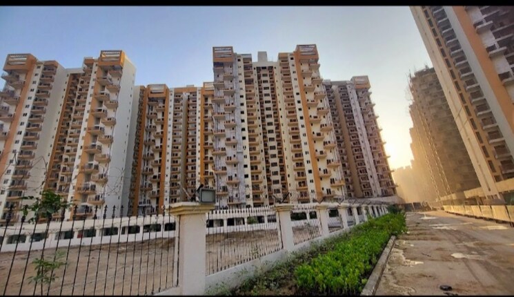 Exterior View, amrapali-leisure-park 2 Bedroom 955 Sq.Ft. Apartment In Amrapali Leisure Valley Greater Noida 7941271