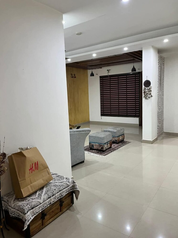 Living Room, shapoorji-pallonji-siennaa 1 Bedroom 403 Sq.Ft. Apartment In Kandivali East Mumbai 7941295