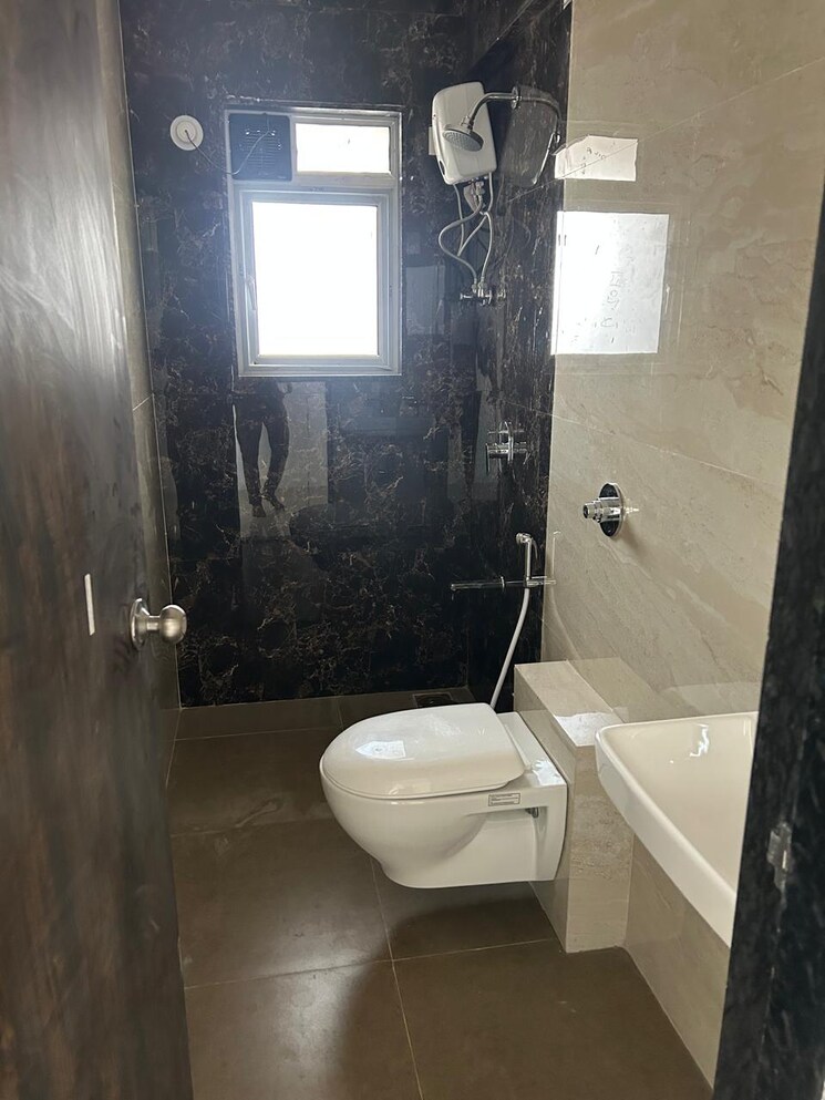 Bathroom, ameya-eastern-heights-chs 2 Bedroom 565 Sq.Ft. Apartment In Chunabhatti Mumbai 7941146