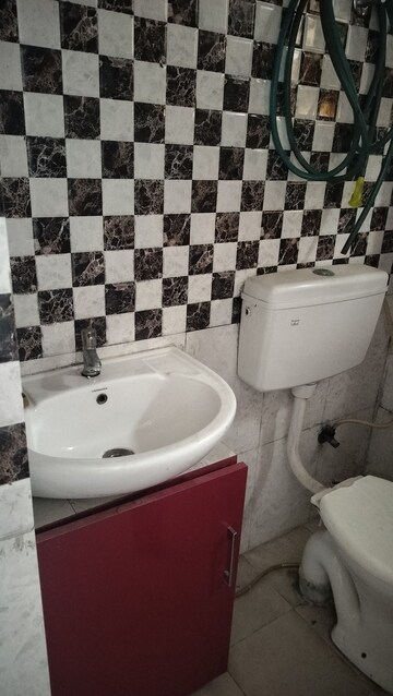 Bathroom in 3 BHK Apartment at Signature Global Synera, Sector 81 – for Sale