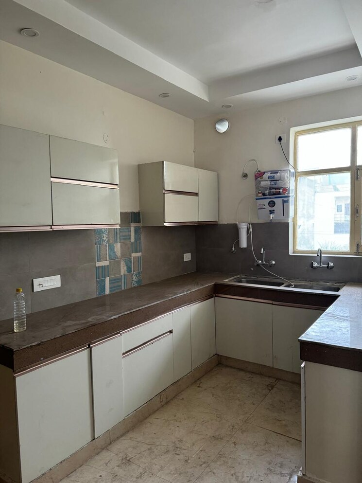 Kitchen, sector 36 3 Bedroom 183 Sq.Yd. Builder Floor In Sector 36 Panipat 7941369