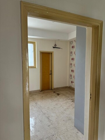 Room in 3 BHK Builder Floor at Sector 36 – for Sale