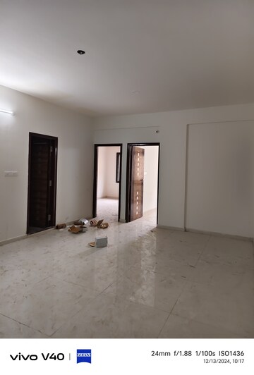 Room in 2 BHK Apartment at Halasuru – for Rent