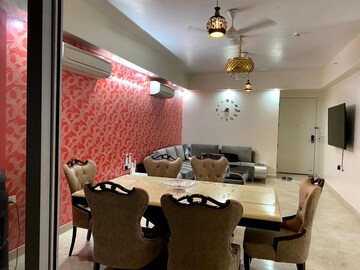 Master Bedroom in 3.5 BHK Apartment at DLF The Ultima, Sector 81 – for Rent