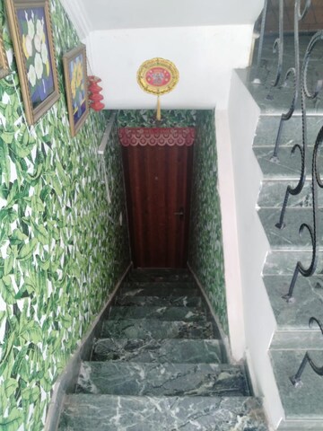 Staircase in 3 BHK Builder Floor at Dlf Phase I – for Sale