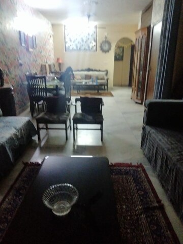 Living Room in 3 BHK Builder Floor at Dlf Phase I – for Sale