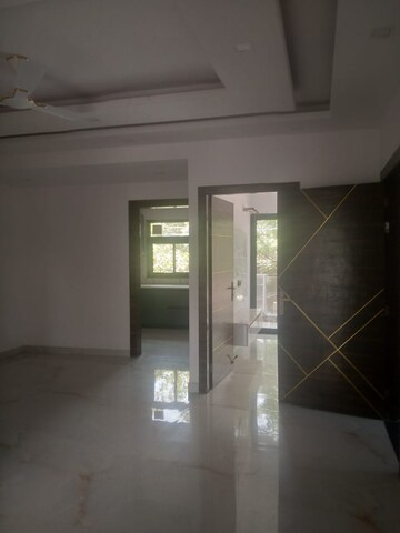 Master Bedroom in 3 BHK Builder Floor at Sector 4 – for Sale