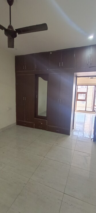 2 BHK Builder Floor For Rent in Patiala Road Zirakpur  7941472