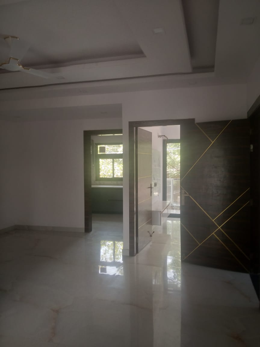 3 BHK + Pooja Room Builder Floor For Sale in Sector 4