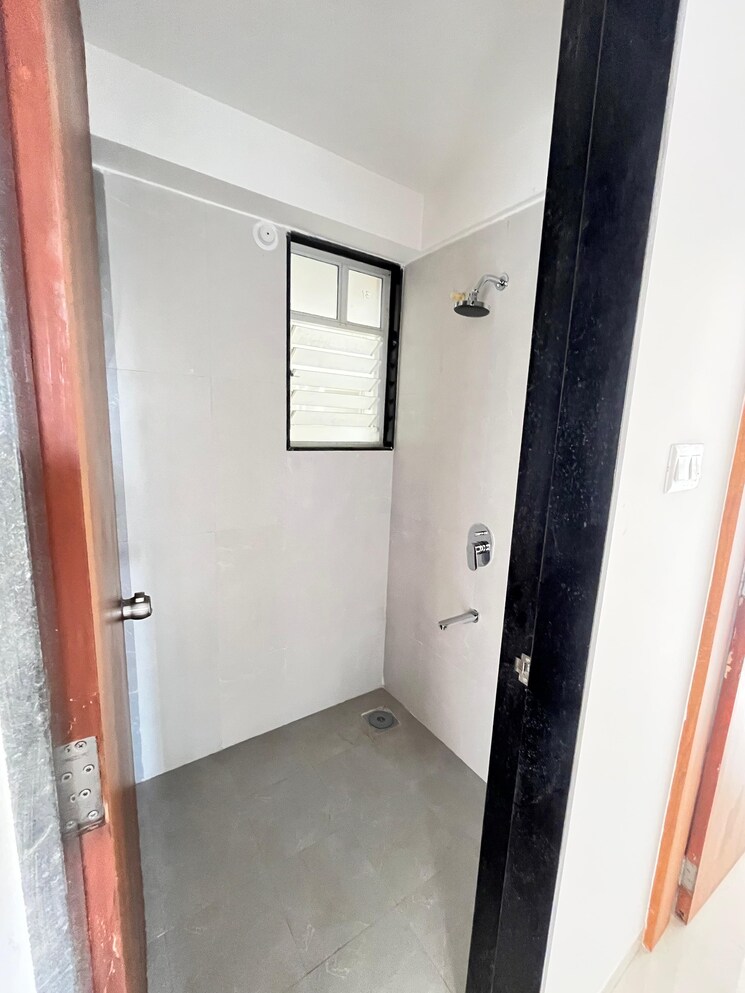 Bathroom, krisala-41-elite 2 Bedroom 718 Sq.Ft. Apartment In Tathawade Pune 7941527