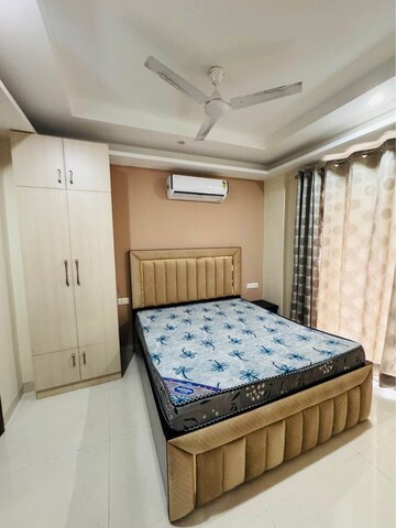Bedroom in 3 BHK Builder Floor at Sector 45 – for Sale