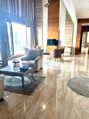 Living Room in 5 BHK Apartment at Kalpataru Horizon, Worli – for Rent
