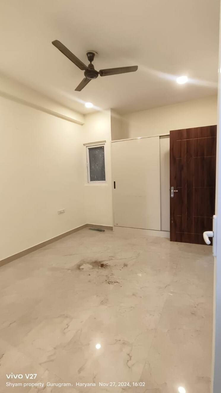 Room, unitech-the-residences-sector-33 3 Bedroom 1545 Sq.Ft. Apartment In Sector 33 Gurgaon 7941597