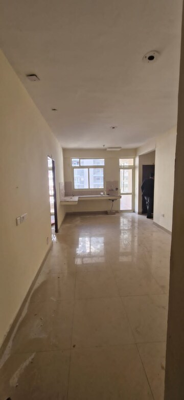 Building Lobby in 3.5 BHK Builder Floor at Terra Lavinium, Sector 75 – for Rent
