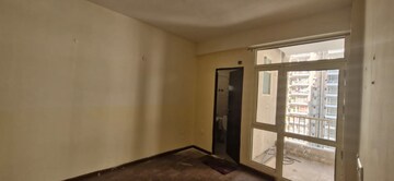 Room in 3.5 BHK Builder Floor at Terra Lavinium, Sector 75 – for Rent