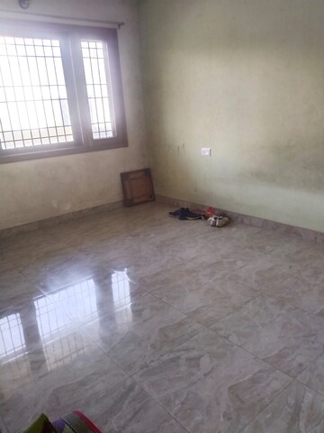 Room in 3 BHK Apartment at Gaur City 2 - 14th Avenue, Sector 16c Greater Noida – for Sale